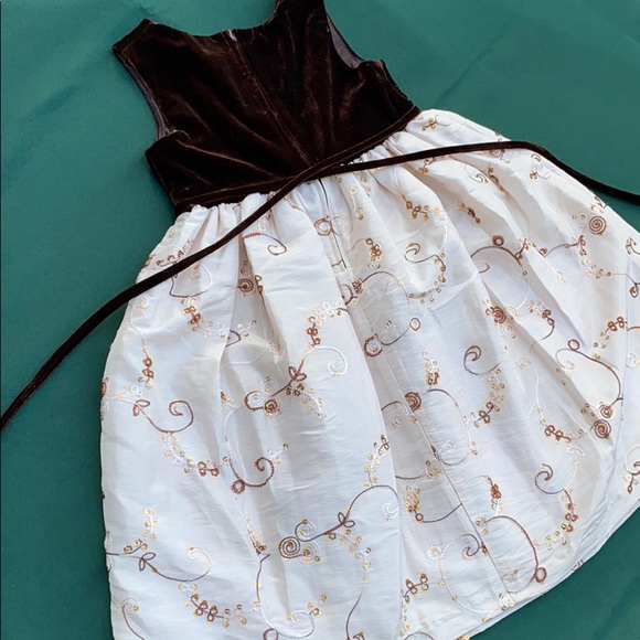 Party/Holiday Dress with Matching Jacket - Picture 5 of 8